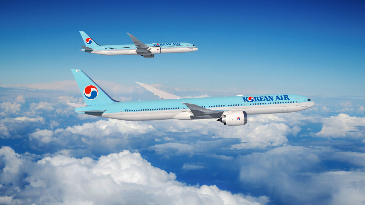 Korean Air Commits to Up to 50 Boeing Widebodies to Strengthen Future  Long-Haul Fleet