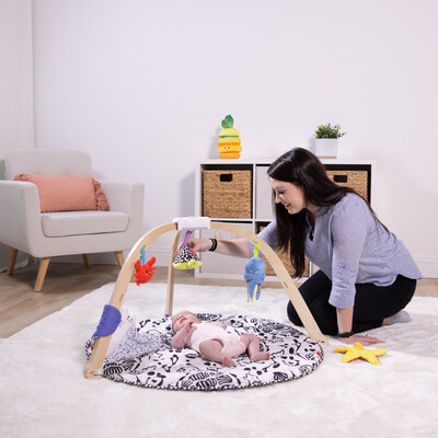 Melissa & Doug Launches Ocean Easy-Fold Play Gym™ with Innovative Features Designed to Support New Parents