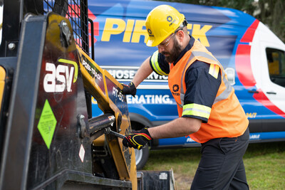 PIRTEK USA provides the fastest hydraulic and industrial hose maintenance and replacement services through on-site mobile and retail PIRTEK Service & Supply centers throughout the United States.