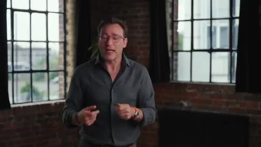 Simon Sinek, New York Times bestselling author of Start with Why and The Infinite Game, discusses the EZRA Gift of Coaching program.