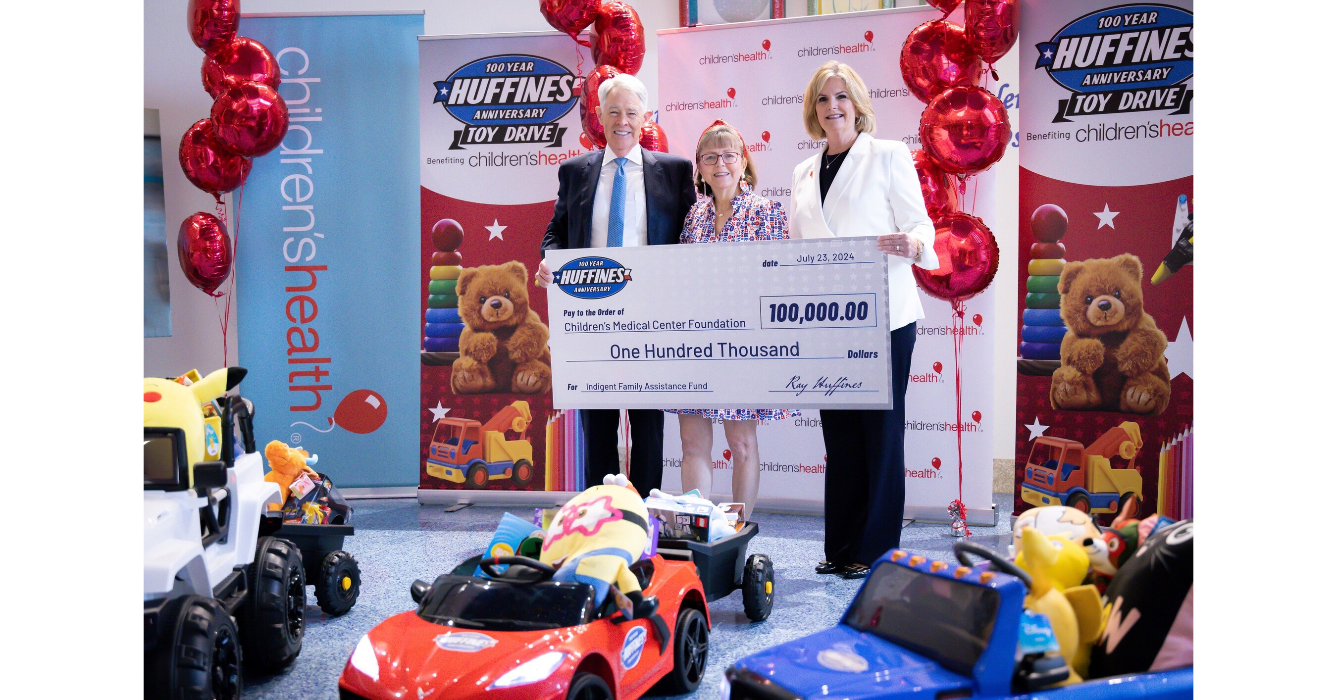 HUFFINES AUTO DEALERSHIPS CELEBRATES ‘CHRISTMAS IN JULY’ WITH TOY DONATION TO CHILDREN’S HEALTH(SM)