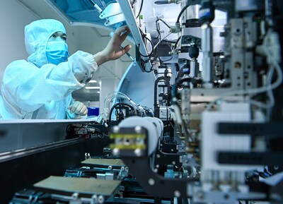 Workers on a LCD display module automated production line in the Peng'an Industrial Park, Nanchong city, Sichuan province. (PRNewsfoto/Peng'an county government)