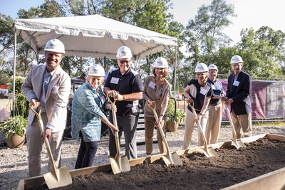 Ann Drake, founder and President of the Women's Leadership Center at Williams Bay, shared remarks and shovels with Village officials and representatives from Studio Gang, OLIN and Pepper Construction.