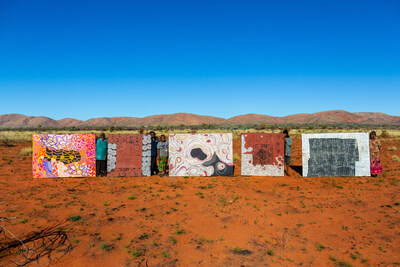 Ngaanyatjarra Land, Artists from left to right Nyungawarra Ward, Dorcas Tinamayi Bennett, Cynthia Burke, Delilah Shepherd, Nancy Nyanyarna Jackson. Photo by Jason Thomas. Image courtesy of Warakurna Artists