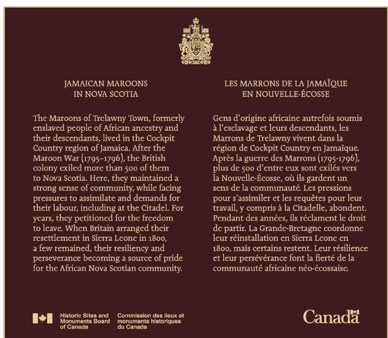 Texte de la plaque de l'impotance historique des Marrons de la Jamaique en Nouvelle-Écosse. L'événement de dévoilement de plaque aujourd'hui a eu lieu en Nouvelle-Écosse. Droit d'auteur de l'image: Parcs Canada. (Groupe CNW/Parcs Canada (HQ))