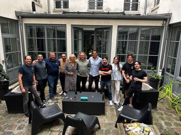 Unable to view the image, Please provide a valid URL.