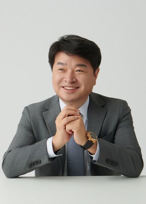 Founder and chairman of LivePURE, Mr. Dae Geun Jung