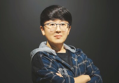 Cho Jung Eun, the Director of StudioX in DoubleMe