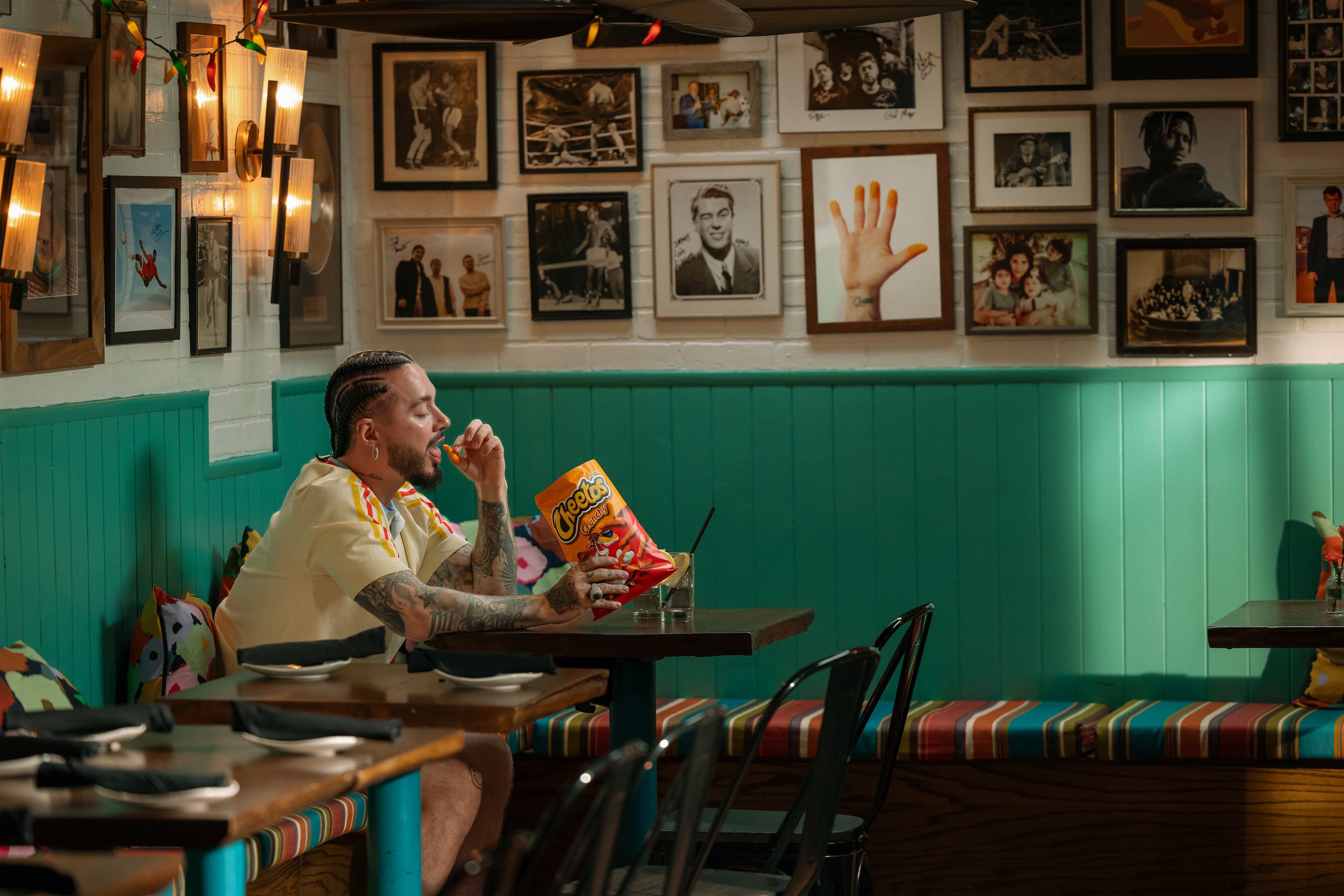 Unable to view the image, Please provide a valid URL.