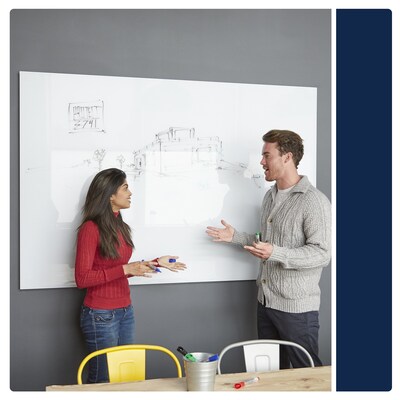 InvisaMount® glass boards are the perfect solution for any work area. They deliver classic whiteboard functionality and a frameless aesthetic appeal.