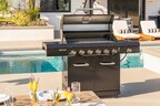 Nexgrill’s Deluxe 7-Burner Grill offers robust 304 stainless steel burners boasting a powerful 72,000 Btu of total cooking power.