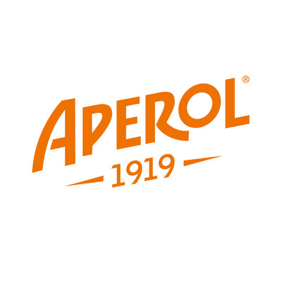 APEROL®, THE JOYFUL SPIRIT OF ITALY, RETURNS TO THE US OPEN CELEBRATING APERITIVO WITH TENNIS LOVERS FROM AROUND THE WORLD (PRNewsfoto/Aperol)