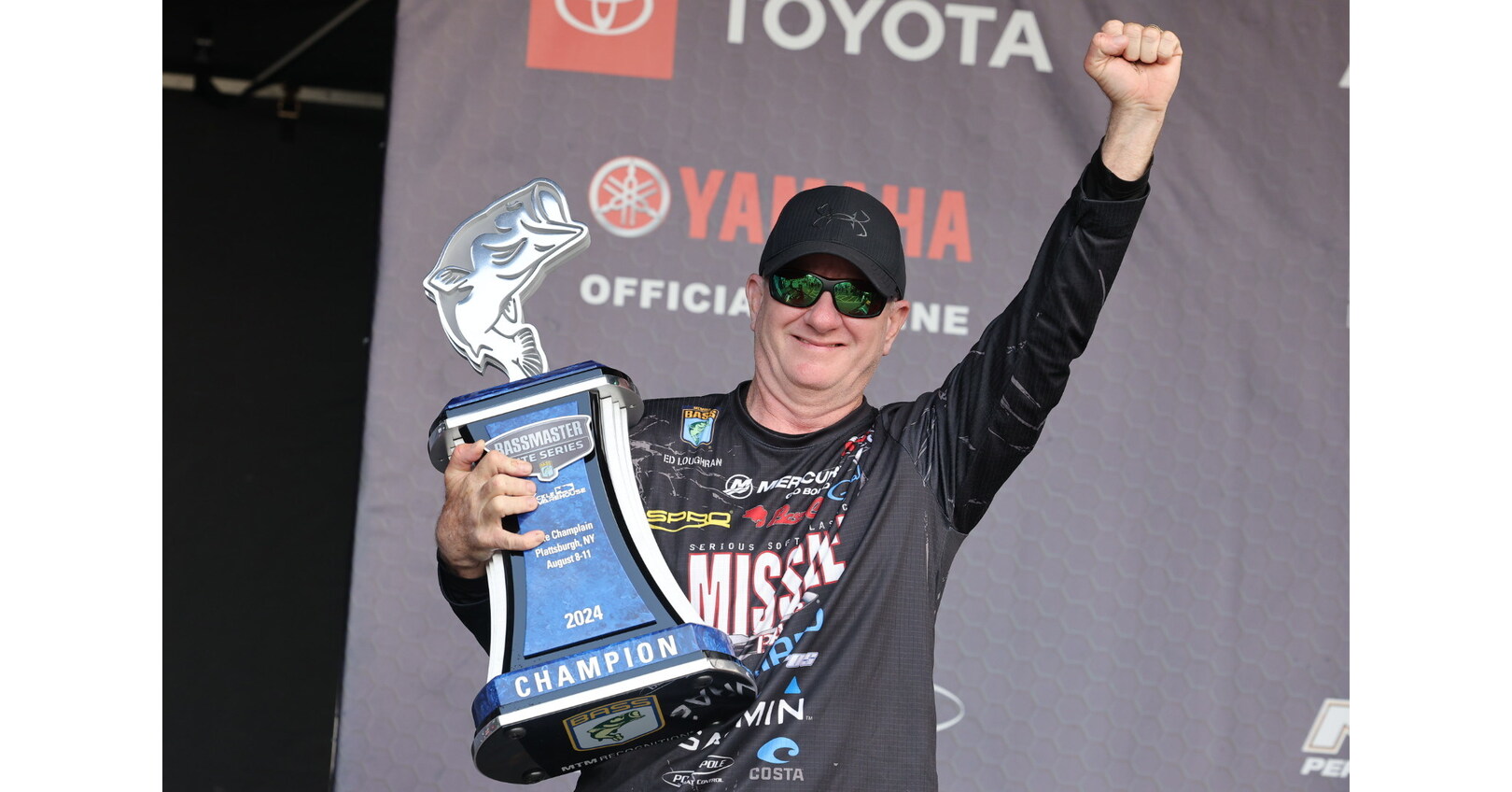 Late-day rally lifts Loughran to victory at Bassmaster Elite at Lake Champlain