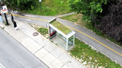 Transit shelter in the Rosemont-La-Petite-Patrie borough at the intersection of Sherbrooke Est/Pie-IX. (CNW Group/École de Technologie Supérieure)