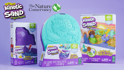 The new Kinetic Sand Project Planet collection seeks to engage kids in open-ended sensory play and educate them on the importance of sustainability and protecting our eco-systems. (CNW Group/Spin Master Corp.)