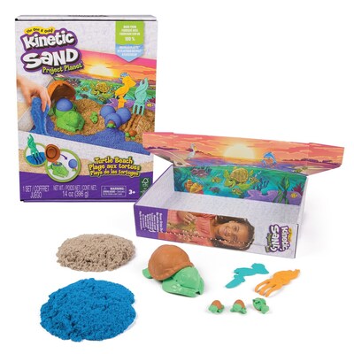 Experience the lifecycle of a turtle and build a habitat with the Turtle Beach Playset's 14oz of blue and brown Kinetic Sand. (CNW Group/Spin Master Corp.)