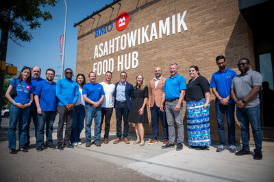 The Regina Food Bank teams up with BMO to fight food insecurity with Canada’s first at-scale choice model food bank – the BMO ASAHTOWIKAMIK Community Food Hub (CNW Group/Regina Food Bank)