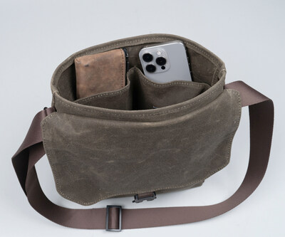 WaterField Designs Vitesse Vertical Musette