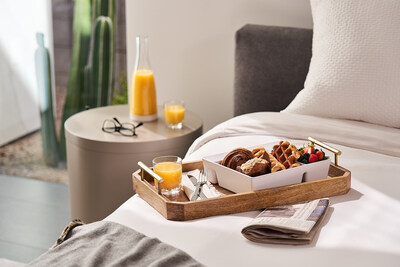 Norwegian Cruise Line partners with Drinique to introduce new sustainable serveware for breakfast deliveries