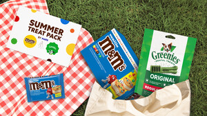 M&amp;M'S® Ice Cream Cookie Sandwiches and GREENIES™ Dental Treats for Dogs Help Pet Parents and Their Canine Companions Beat the Summer Heat