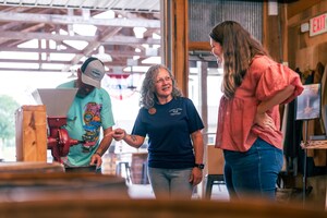 Casey Jones Distillery Launches First-Ever Mash Maker's Experience As Exclusive Bourbon Trail Tour Stop in Hopkinsville, KY