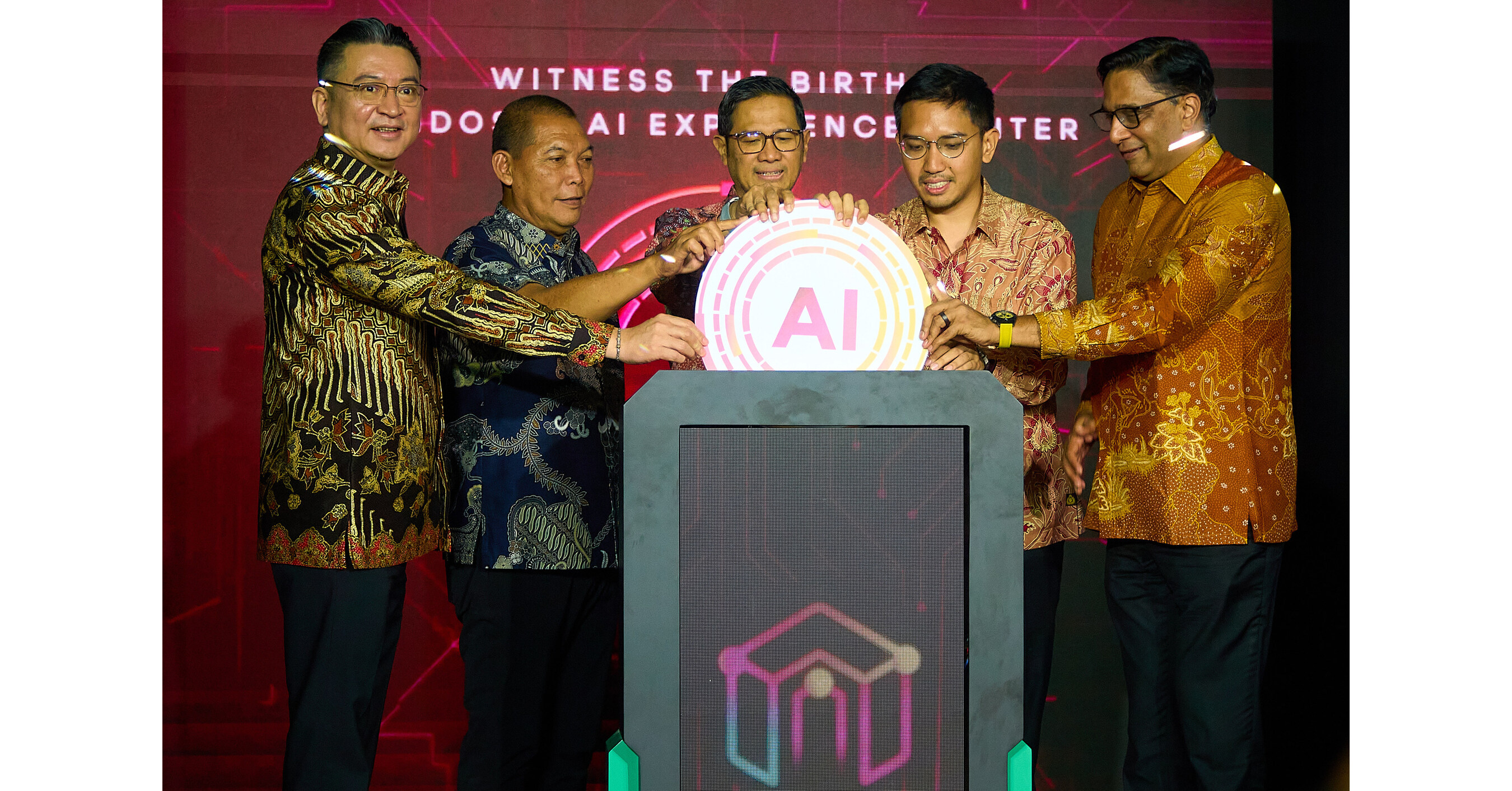 Indosat Ooredoo Hutchison meningkatkan ambisi teknologi nasional dengan membuka pusat pengalaman AI pertama di Indonesia