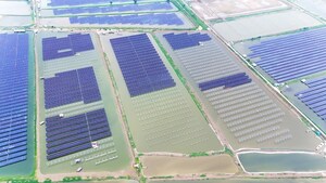 DMEGC Solar Supplies 940MW Modules for Fishery-PV Complementary Project in East China