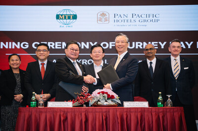 (From Left to Right) Ms Elysia Ong, Director of Group Corporate Strategy and Legal Affairs of MTT Group of Companies; Yang Berhomat Tuan Wong Hon Wai, Penang State Executive Council for Tourism and the Creative Economy; Yang Berbahagia Dato Sari Kenny Ong, Group Chairman of The MTT Group of Companies; Yang Amat Berhomat Tuan Chow Kon Yeow, Chief Minister of Penang; Mr Choe Peng Sum, Chief Executive Officer of Pan Pacific Hotels Group; Yang Berbahagia Dato’ Ir. Rajendran A/LP. Anthony, Mayor of the City Council of Penang Island; Mr Kevin Croley, Senior Vice President, Business Development of Pan Pacific Hotels Group (PRNewsfoto/Pan Pacific Hotels Group)