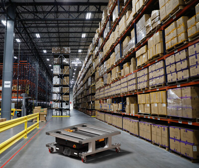 To enhance Bioworld’s on-demand print and ship services, Trilogy NextGen designed an automated material handling system using autonomous mobile robots to transport products from warehouse to shipping.