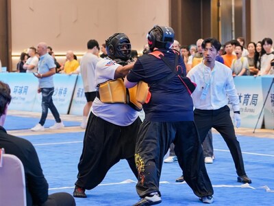 The inaugural World Southern Shaolin Wing Chun Competition Finals - the Chi Sao (Wing Chun Push Hands) event (Photo credit: Huanqiu.com)