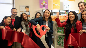 New food pantry opens at Fort Worth's Cesar Chavez Elementary