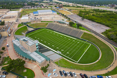 Hellas installed Matrix Helix® synthetic turf at the Gopher-Warrior Bowl. The South Grand Prairie High School football team will be the first varsity squad to play football on it against another Hellas client Rowlett High School.