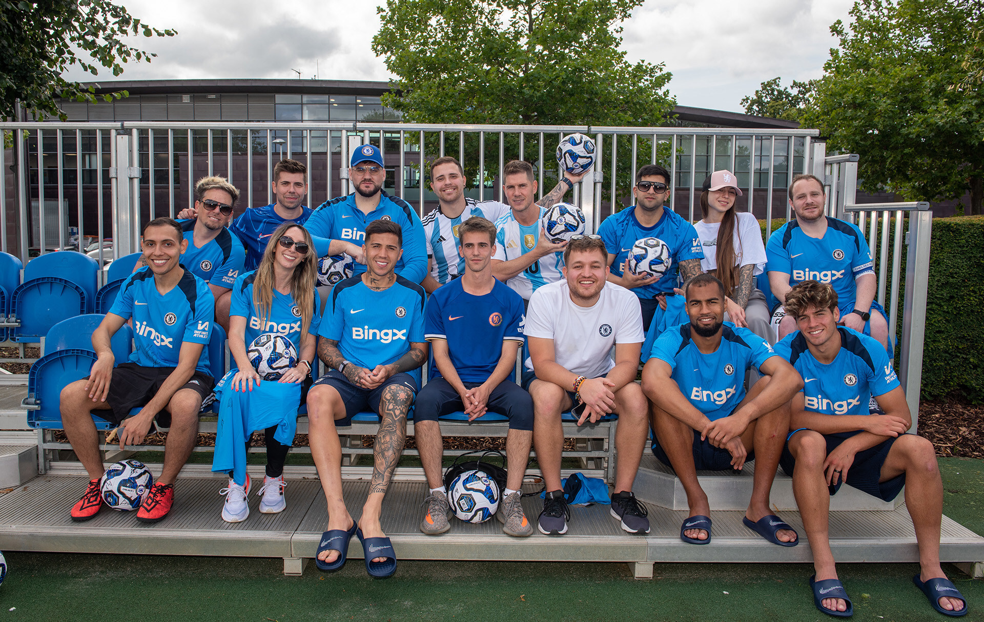 Unable to view the image, Please provide a valid URL.