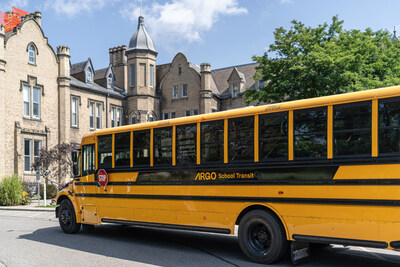 Argo School bus in front of Trafalgar Castle School (CNW Group/ARGO CORPORATION)