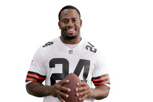 CARDINAL CREDIT UNION PARTNERS WITH BROWNS RUNNING BACK NICK CHUBB FOR 2024-25 FOOTBALL SEASON