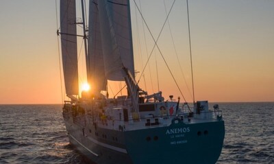 Pernod_Ricard_USA_Sunset_Sailing.jpg