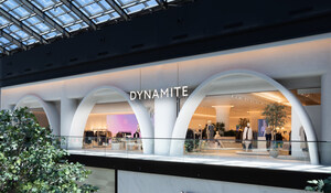 Dynamite, une marque de vêtements mode axés sur le style de vie pour femmes, inaugurera une nouvelle ère lors de l'ouverture marquante de son plus grand magasin phare.