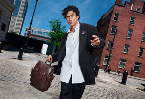 COACH INTRODUCES FALL CAMPAIGN, "UNLOCK YOUR COURAGE"