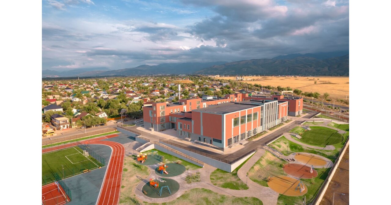 1 Million Students Applying To College Alone This Year