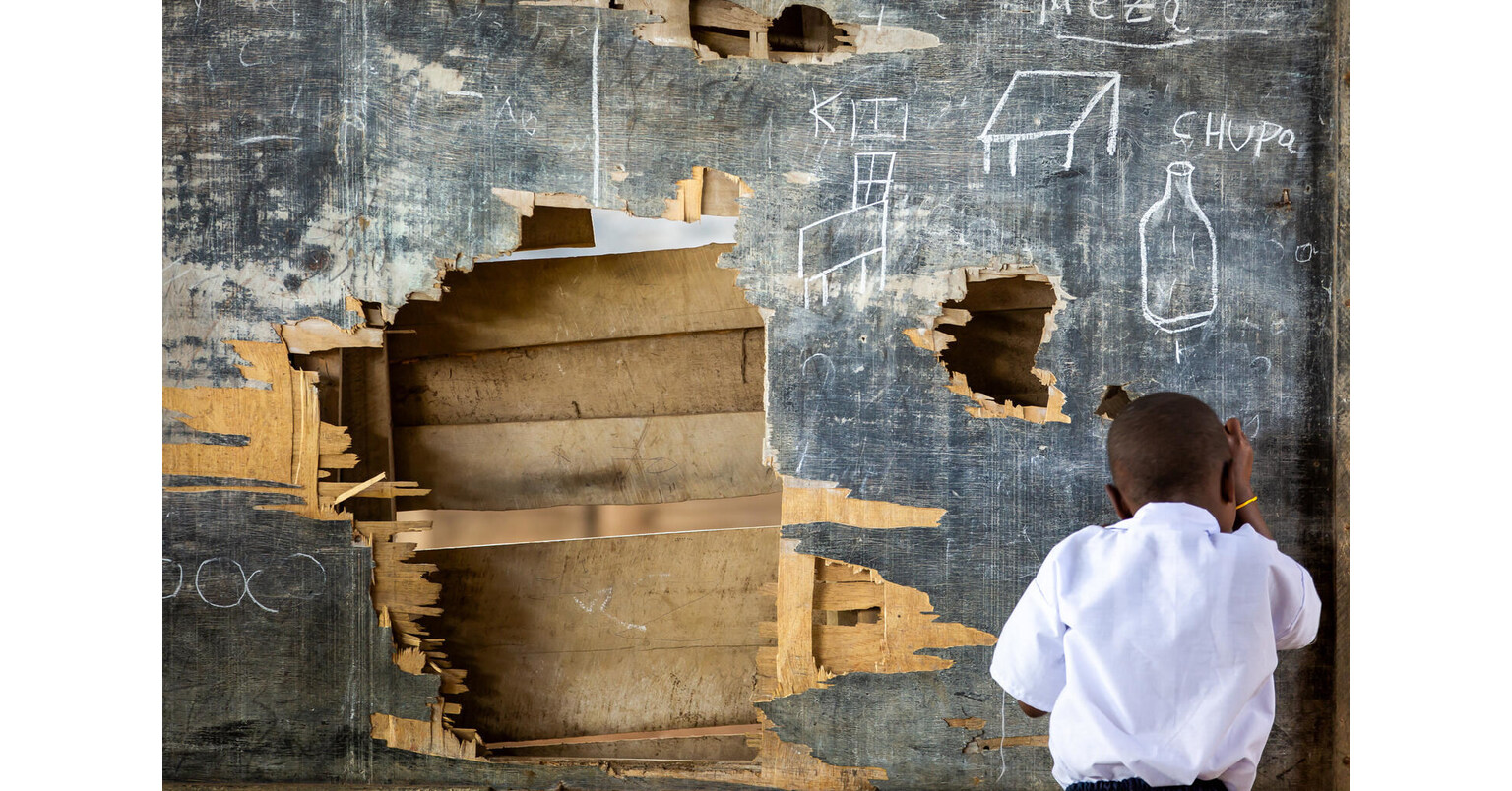 Cuando bombardean una escuela, muere la esperanza