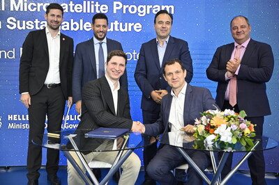 Top row from left: Martin Langer, CEO & CTO of OroraTech; Konstantinos Kyranakis, Deputy Minister of Digital Governance; Dimitris Papastergiou, Minister of Digital Governance; Konstantinos Karantzalos, General Secretary of Telecommunications and Post;
Bottom row from left: Rafal Modrzewski, CEO and Co-founder of ICEYE; Dominique Gilliéron, Head of Earth Observation Projects Department, ESA.