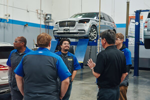 Universal Technical Institute and Ford Celebrate 25 Years of Ford's Manufacturer Specific Advanced Training (MSAT) Program