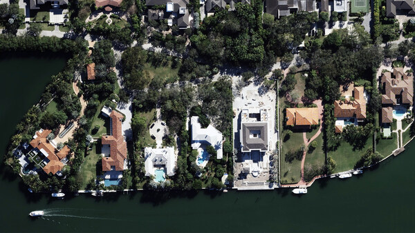 A high-resolution aerial image of Coral Gables, Florida from Vexcel