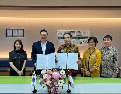 GC Cell and PT Bifarma Adiluhung sign a licensing agreement for Immuncell-LC to expand access in Indonesia (PRNewsfoto/GC Cell)