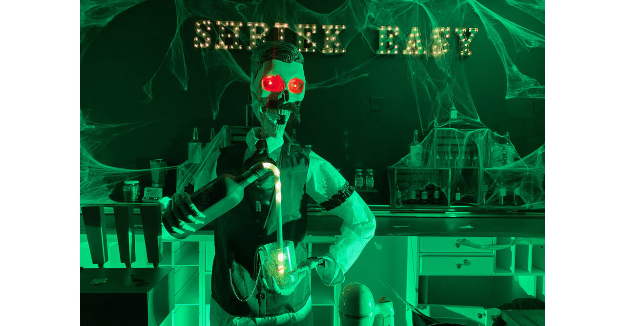 Halloween House Long Island Opens September 27th A Spooky, FunFilled