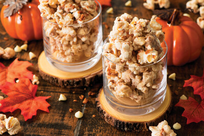 White Chocolate and Pumpkin Pie Spice Popcorn Bites