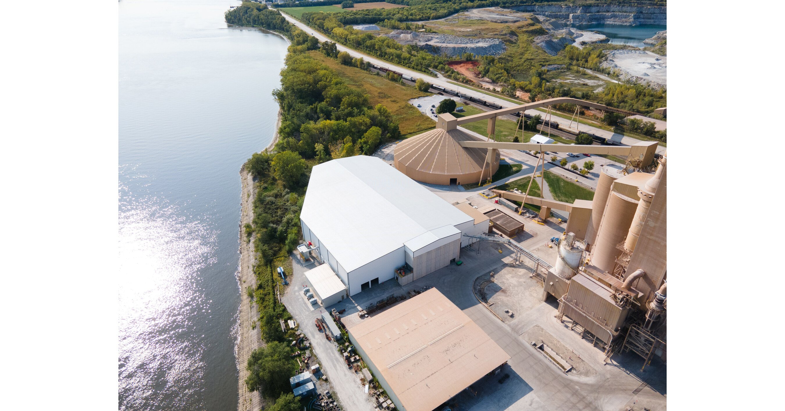 Summit Materials and Green America Recycling Pioneer Alternative Fuel Technology at the Davenport, Iowa Cement Plant