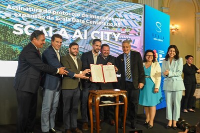 Representatives of the Rio Grande do Sul Executive Branch and Scala Data Centers sign a letter of intent