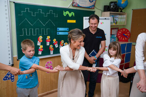 Education Cannot Wait fordert den Schutz und die Bereitstellung von Mitteln für die Bildung, da die Kinder in der Ukraine in das dritte Schuljahr unter Kriegsbedingungen gehen