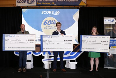 Winners of SCORE’s 60th Anniversary Pitch Competition in Des Moines: Tony Horner – Fermented Felon; Scott Massey – Anu; and Katie Olthoff – ChopLocal.